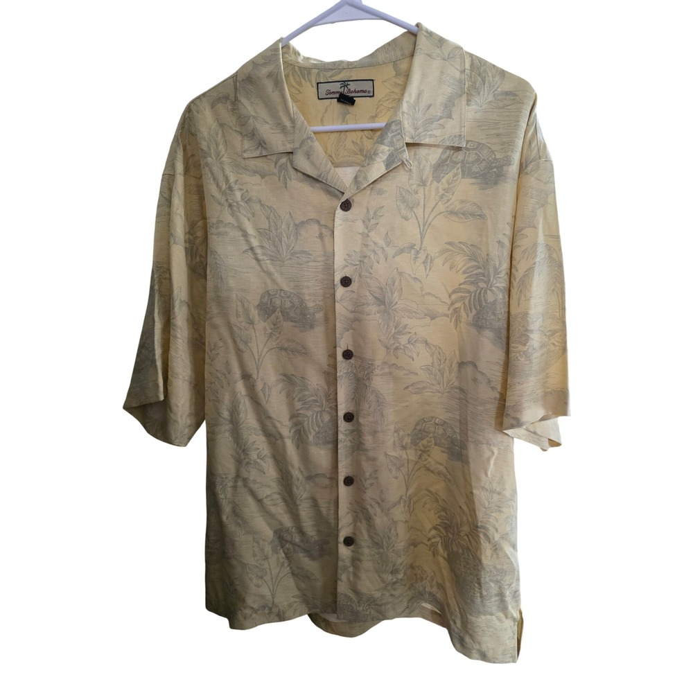 Vintage Tommy Bahama Men's Silk Camp Shirt L Yellow Sea Turtle Jacquard
